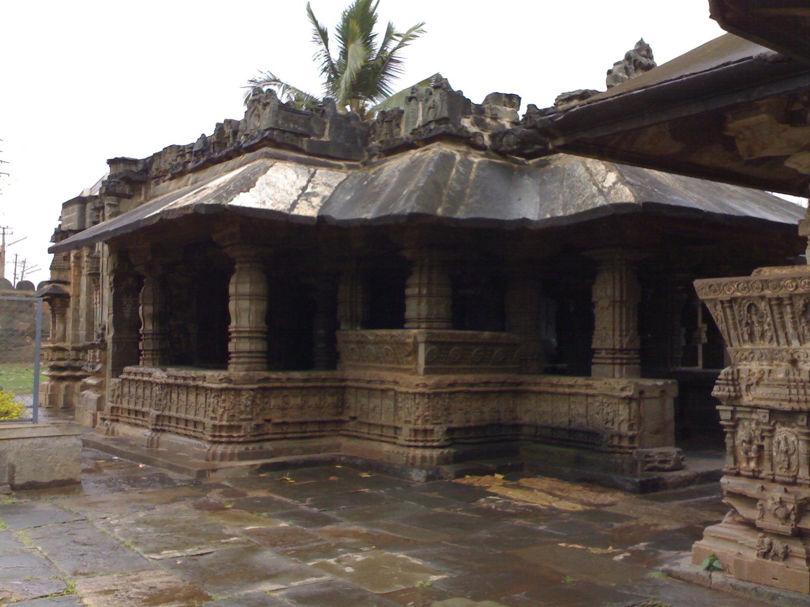 Gadag: Trikuteshwara